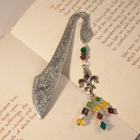 Mardi Gras Bookmark Fleur De Lis Bookmark Dangle Beaded Phoenix Tail Page Saver - Picture 6 of 9